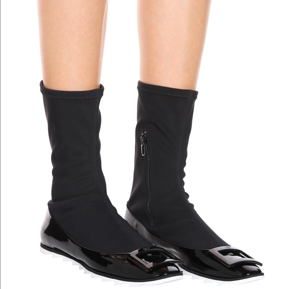 Roger Vivier Women's Black Viv Gommette Ankle Boots
